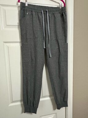 Women’s Gray Knit Jogger Scrub Pants with Drawstring